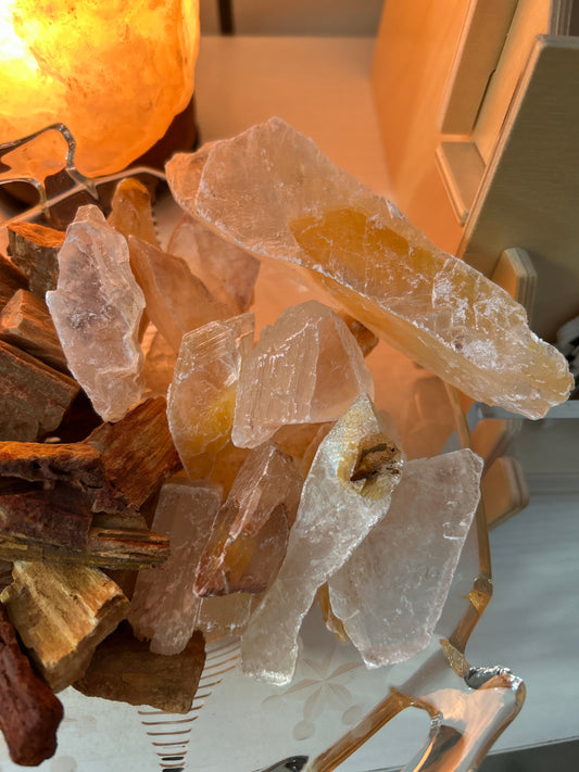 Wilde Collective - Golden Feather Selenite