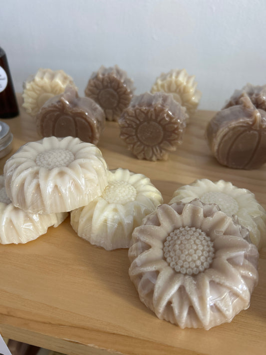 Tallow Beauty Care- Flower Shampoo/Body Soap Bar