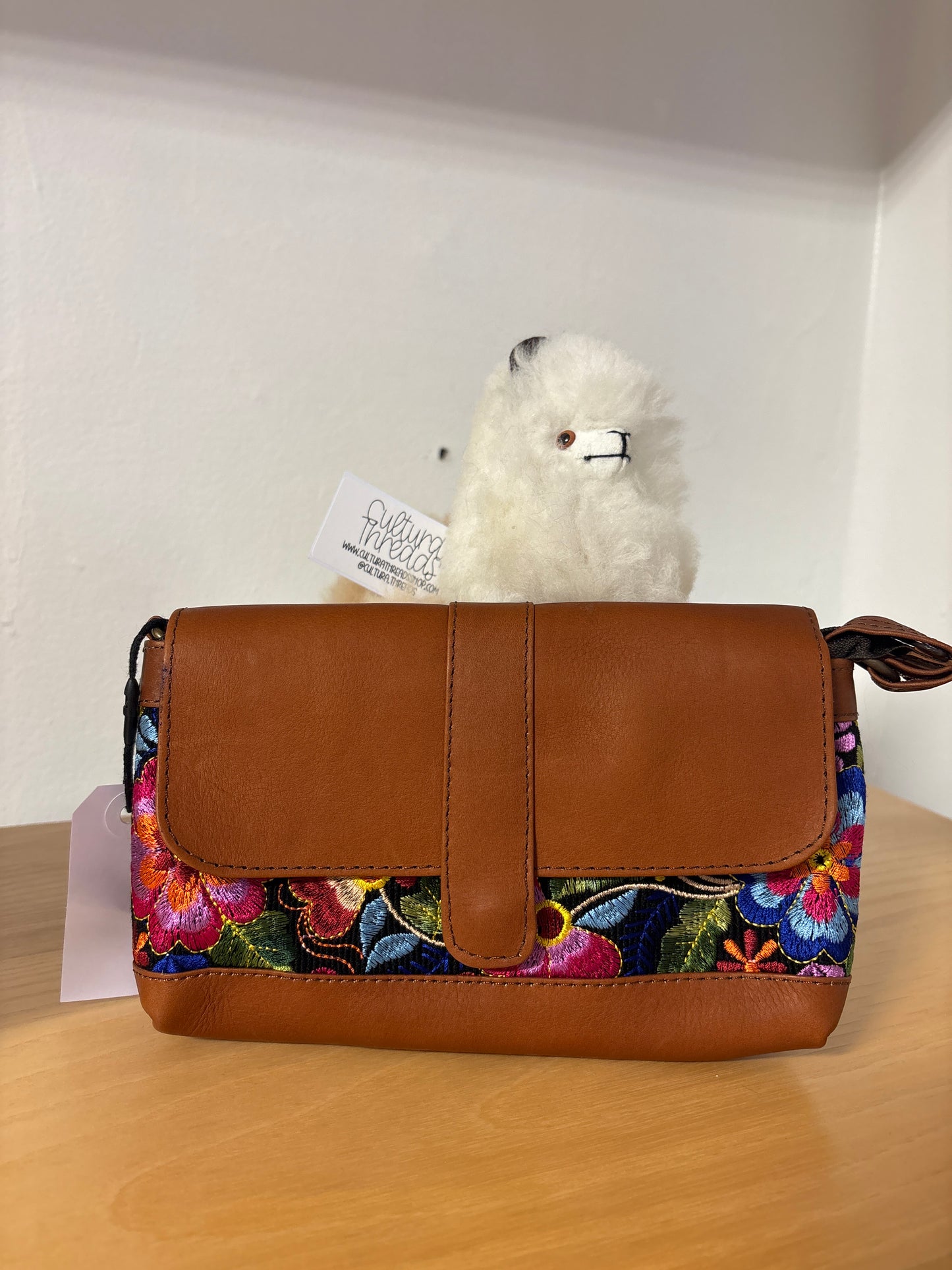 Cultura Threads - Crossbody Bag